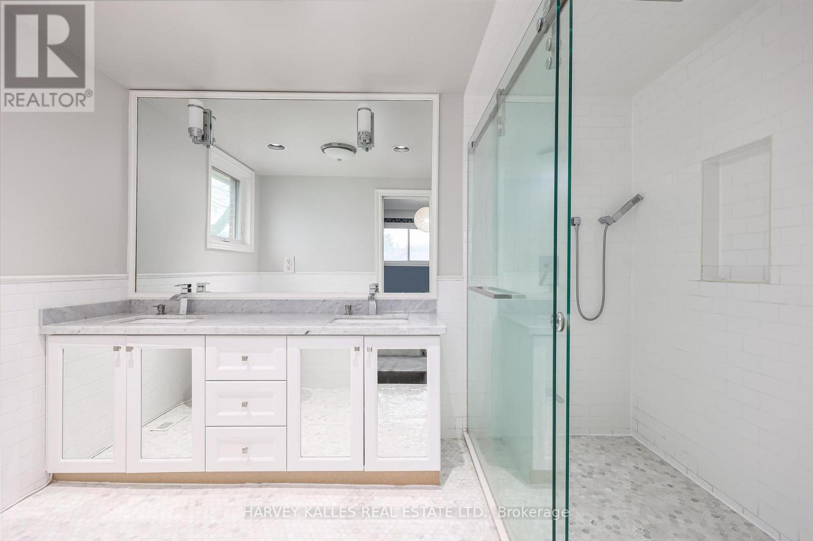 29 Rockland Drive, Toronto, Ontario M2M 2Y8 - Photo 28 - C12966700