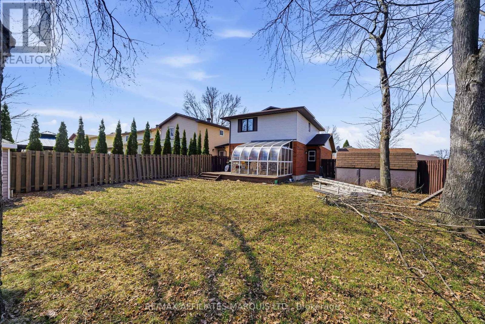 672 Champlain Drive, Cornwall, Ontario K6H 6P2 - Photo 33 - X12989458