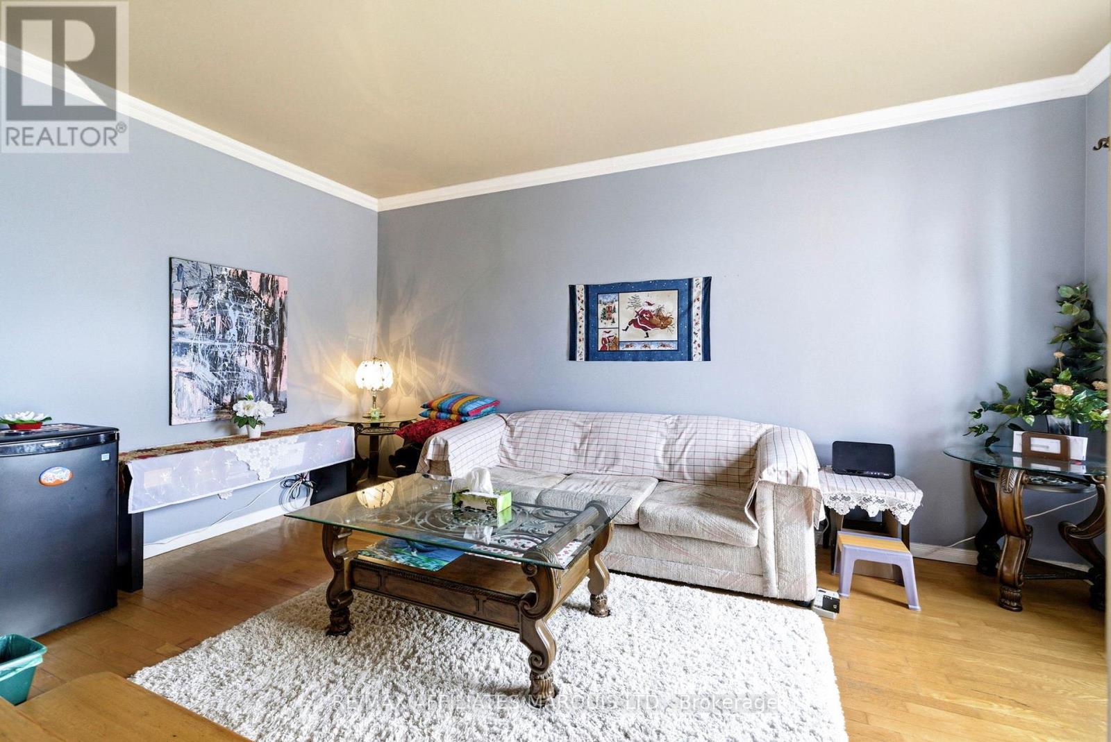 672 Champlain Drive, Cornwall, Ontario K6H 6P2 - Photo 6 - X12989458