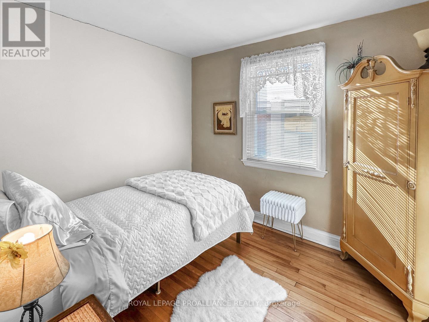 284 Victoria Avenue, Belleville, Ontario  K8N 2C7 - Photo 14 - X12887628