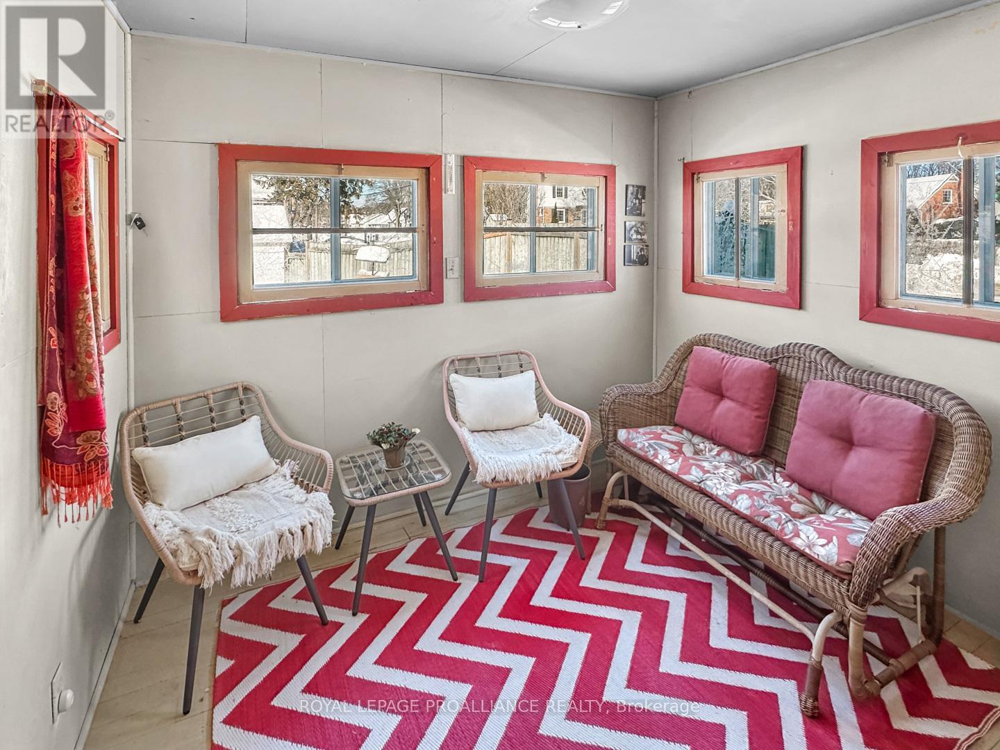 284 Victoria Avenue, Belleville, Ontario  K8N 2C7 - Photo 18 - X12887628