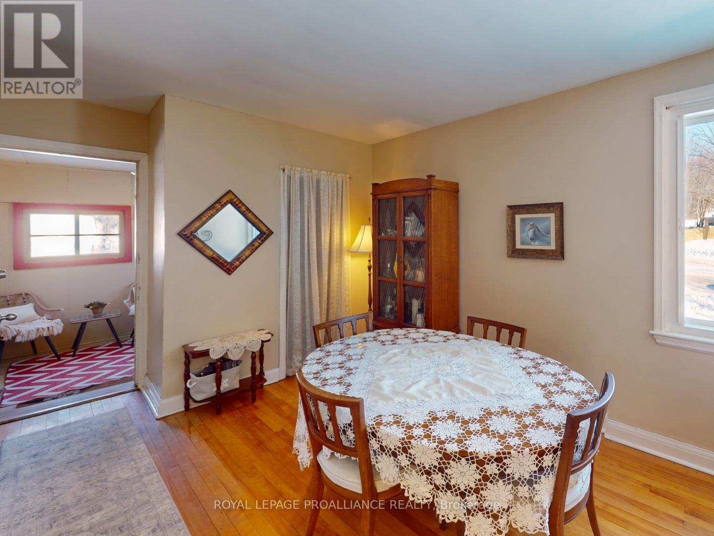 284 Victoria Avenue, Belleville, Ontario  K8N 2C7 - Photo 17 - X12887628