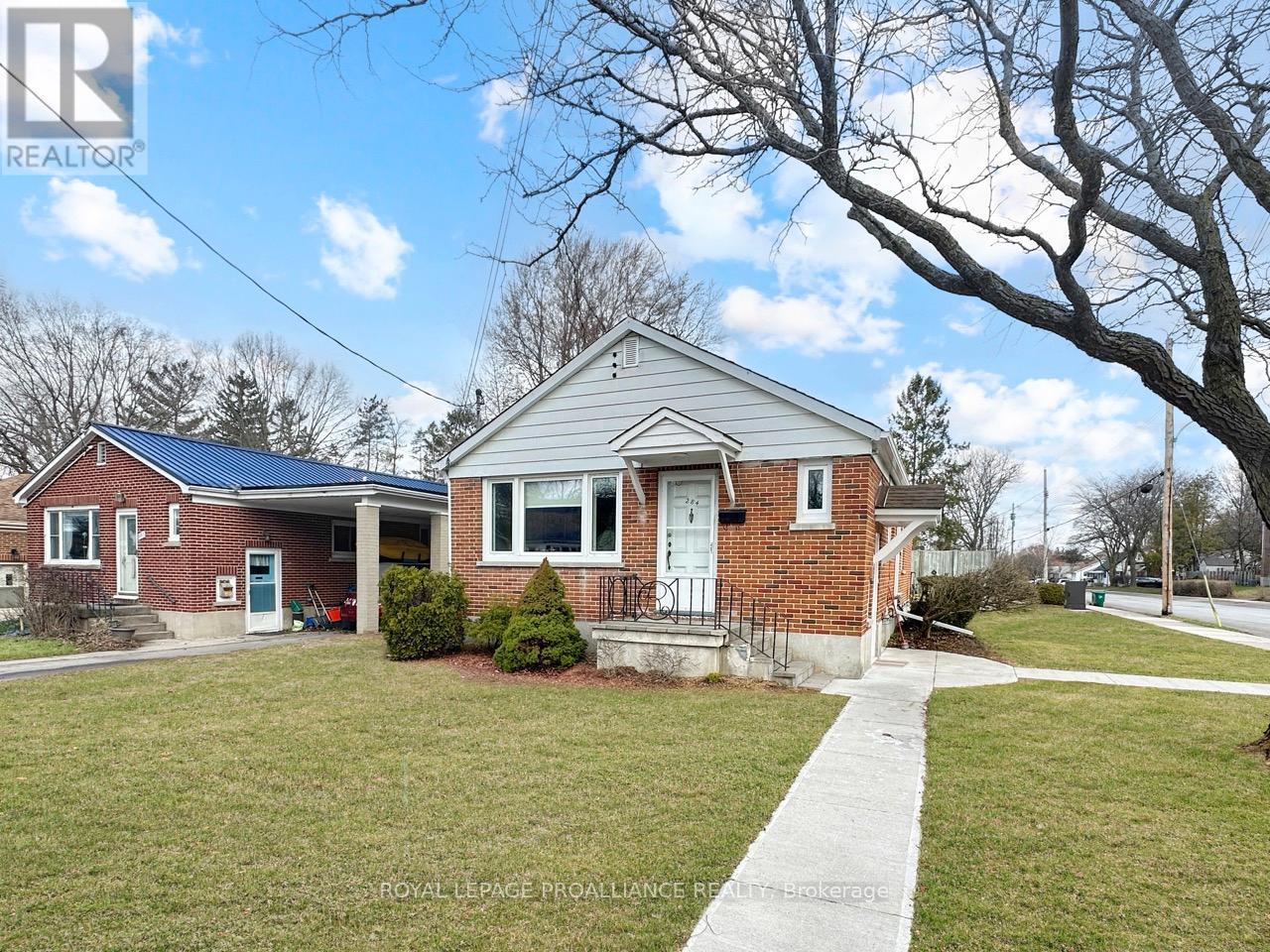 284 VICTORIA AVENUE, Belleville, Ontario