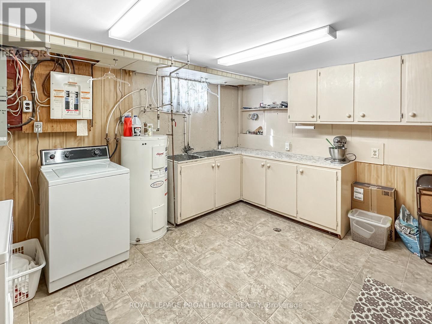 284 Victoria Avenue, Belleville, Ontario  K8N 2C7 - Photo 25 - X12887628