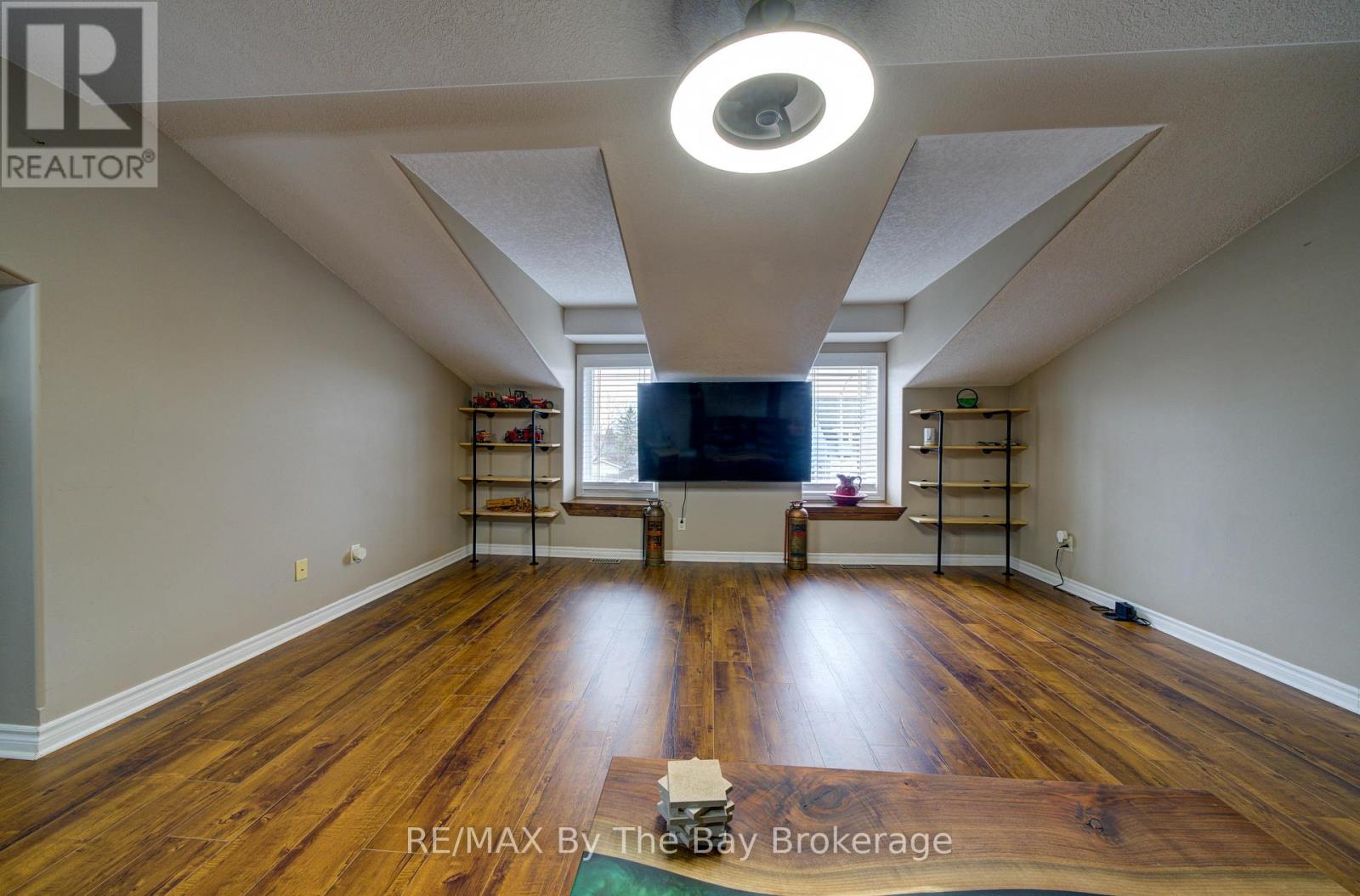 229 Atkinson Street, Clearview (Stayner), Ontario  L0M 1S0 - Photo 16 - S12989364