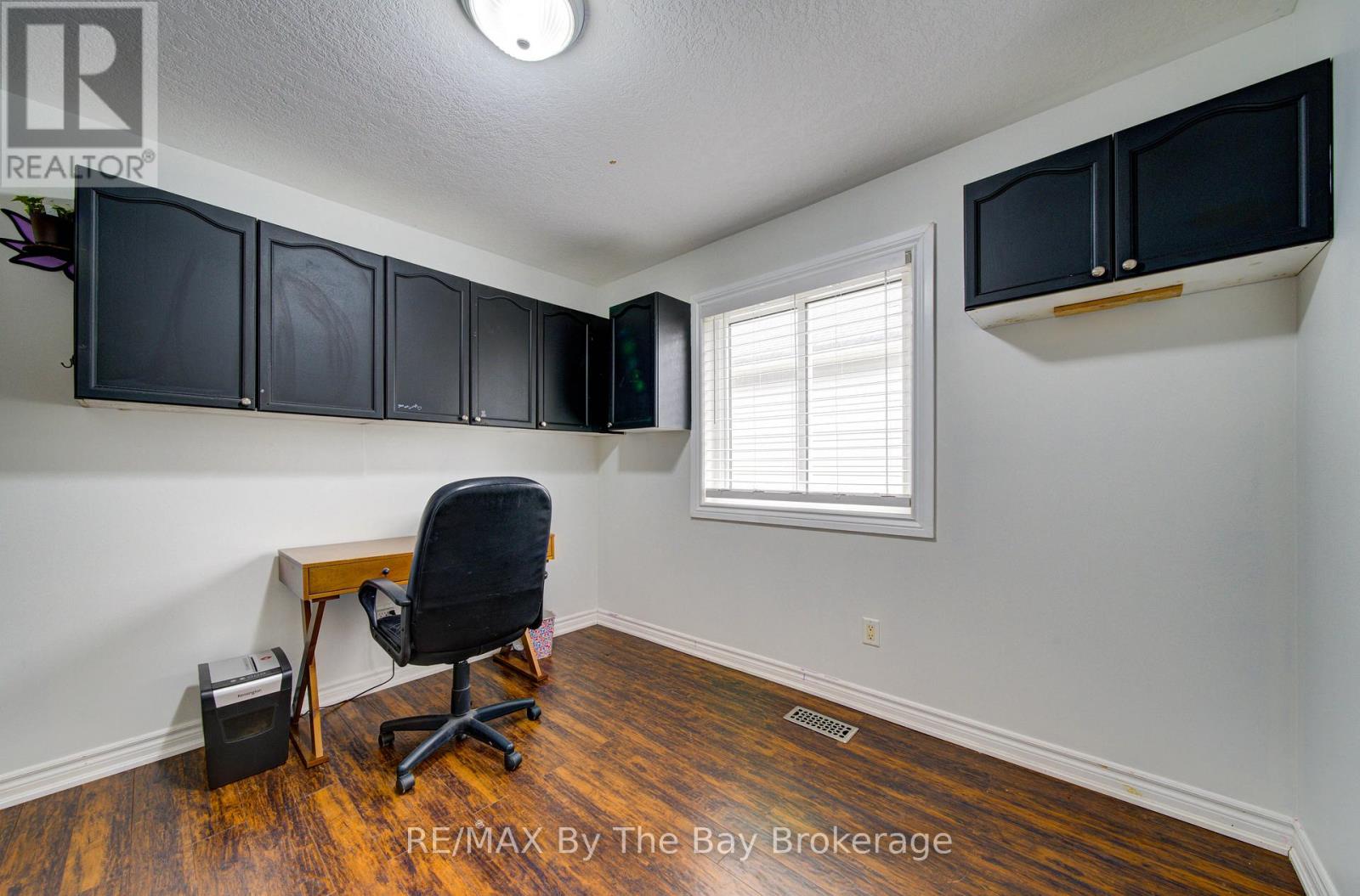 229 Atkinson Street, Clearview (Stayner), Ontario  L0M 1S0 - Photo 23 - S12989364