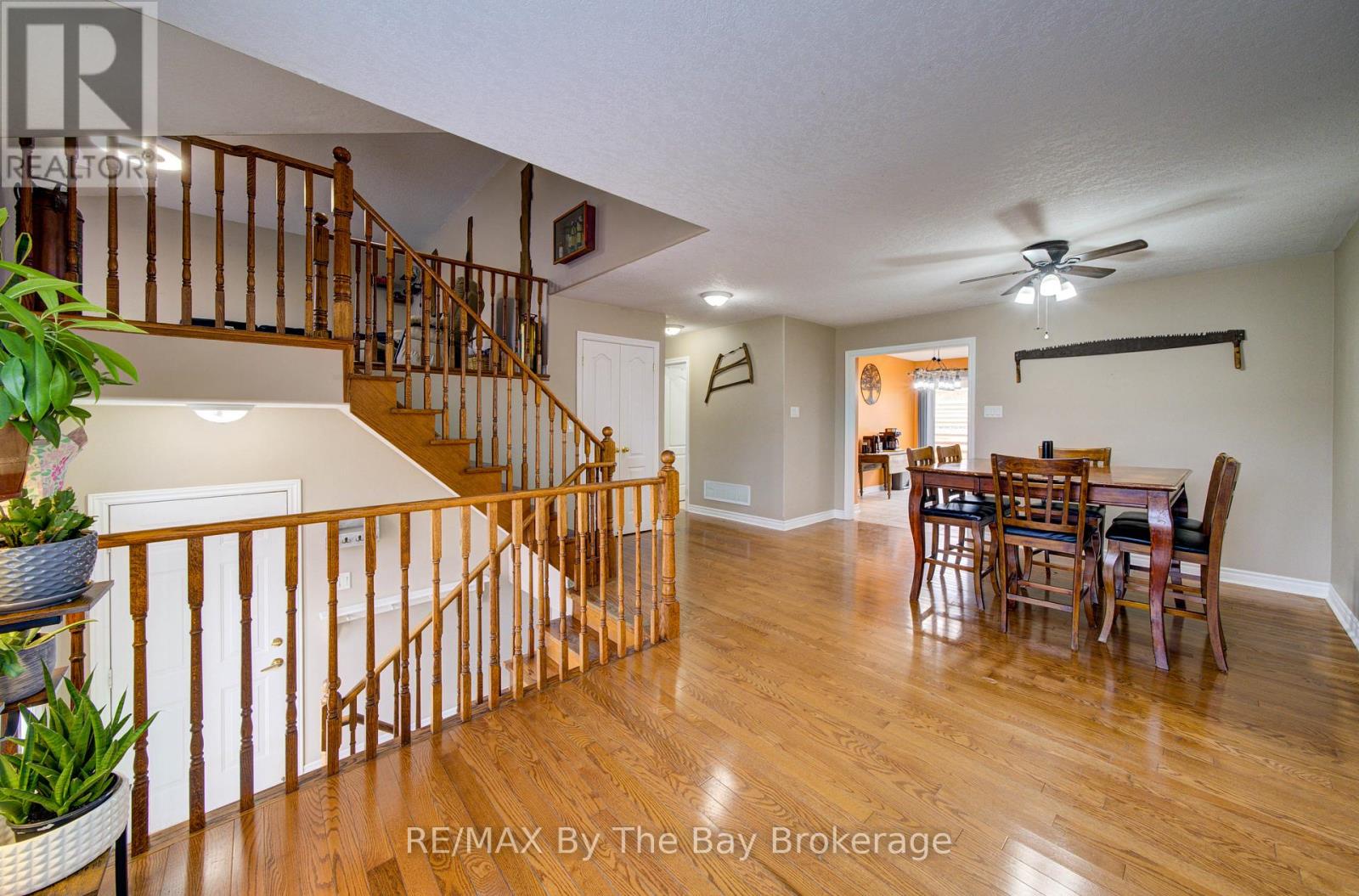 229 Atkinson Street, Clearview (Stayner), Ontario  L0M 1S0 - Photo 5 - S12989364