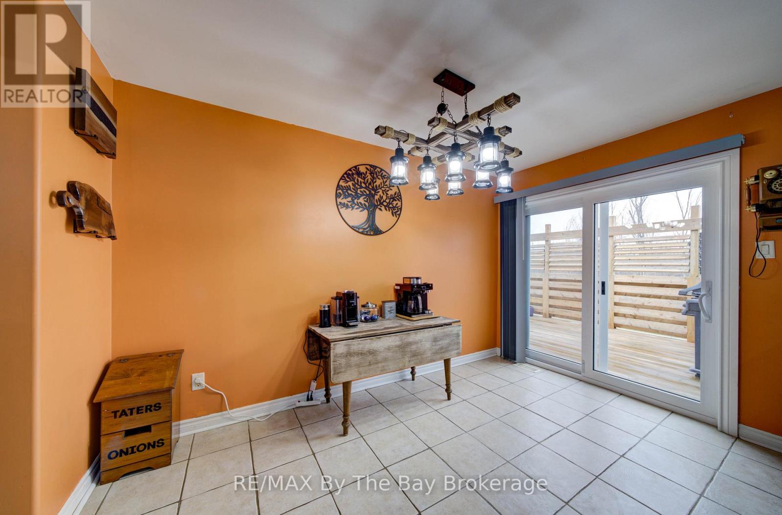 229 Atkinson Street, Clearview (Stayner), Ontario  L0M 1S0 - Photo 7 - S12989364