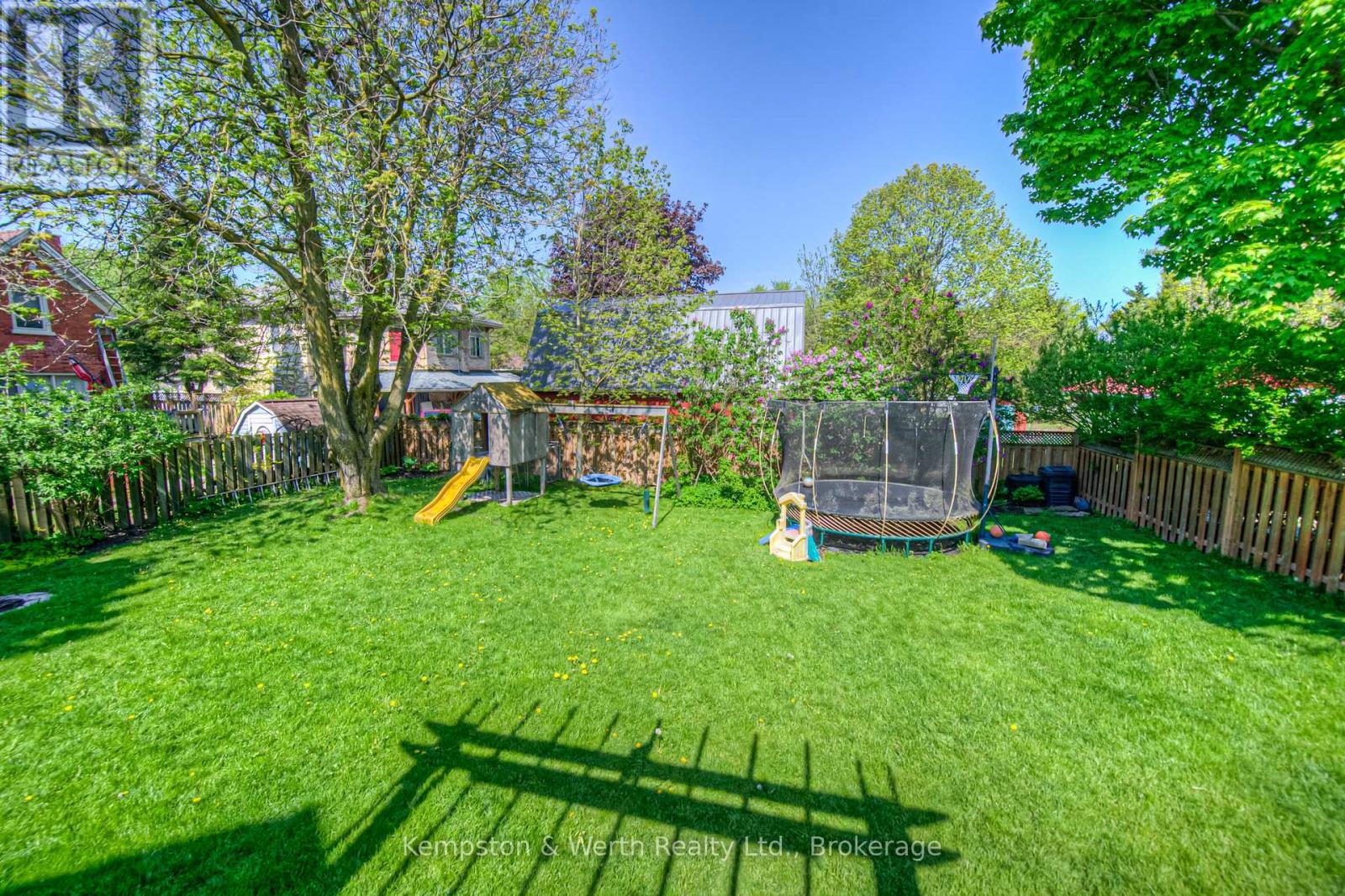 333 Barber Avenue N, North Perth, Ontario  N4W 1R8 - Photo 10 - X12989380