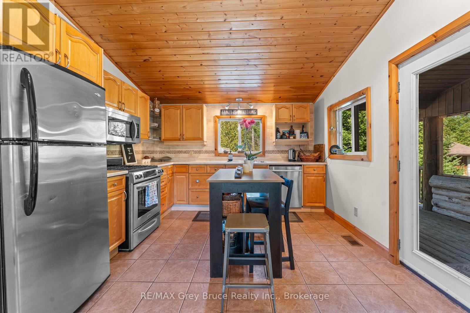 1535 15 Side Road, South Bruce Peninsula, Ontario  N0H 2T0 - Photo 27 - X12989398