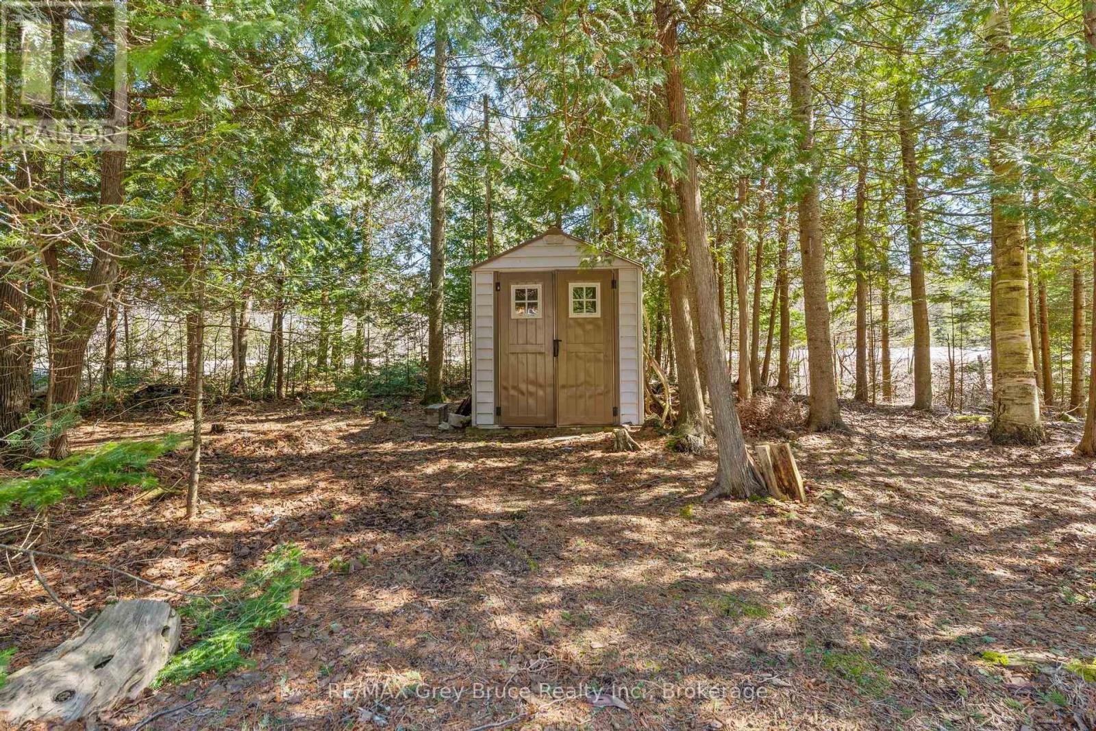 1535 15 Side Road, South Bruce Peninsula, Ontario  N0H 2T0 - Photo 49 - X12989398