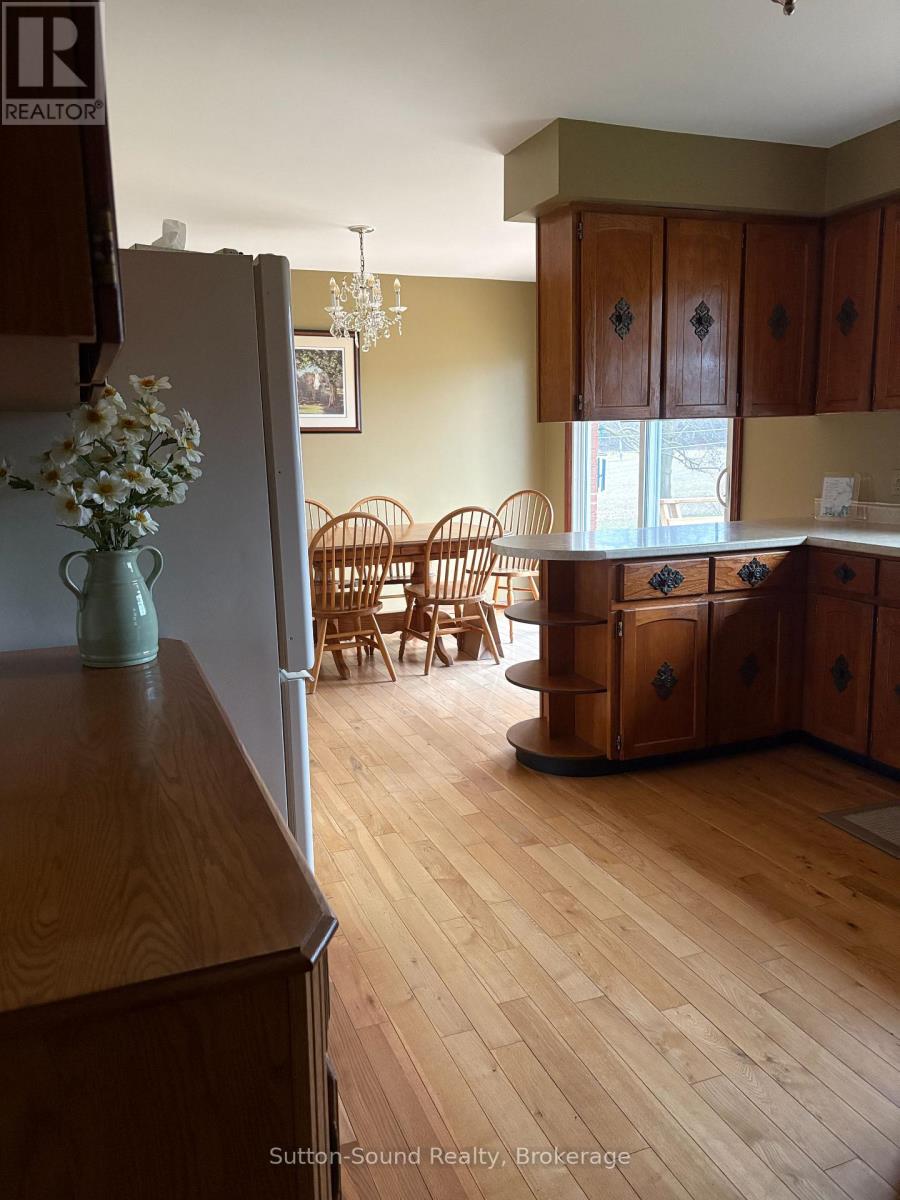 458523 8 Concession, Meaford, Ontario  N4K 5W4 - Photo 10 - X12989422