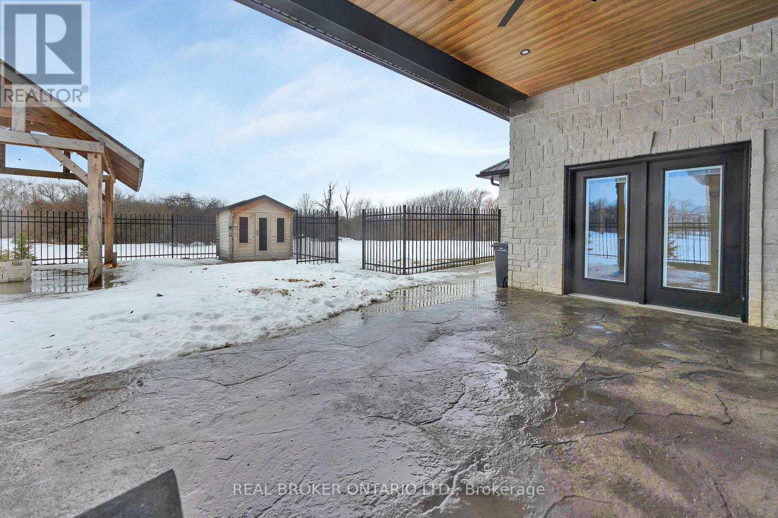 43583 Fischer Line, Huron East, Ontario  N0G 1H0 - Photo 45 - X12699410