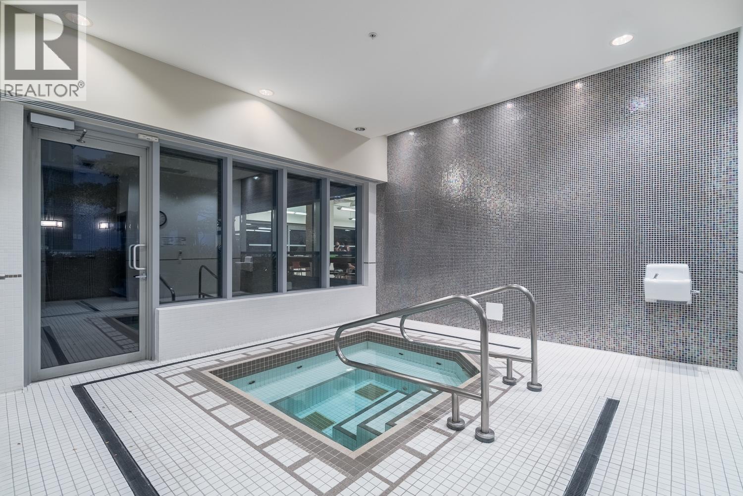 Listing Picture 17 of 19 : 1905 821 CAMBIE STREET, Vancouver / 溫哥華 - 魯藝地產 Yvonne Lu Group - MLS Medallion Club Member