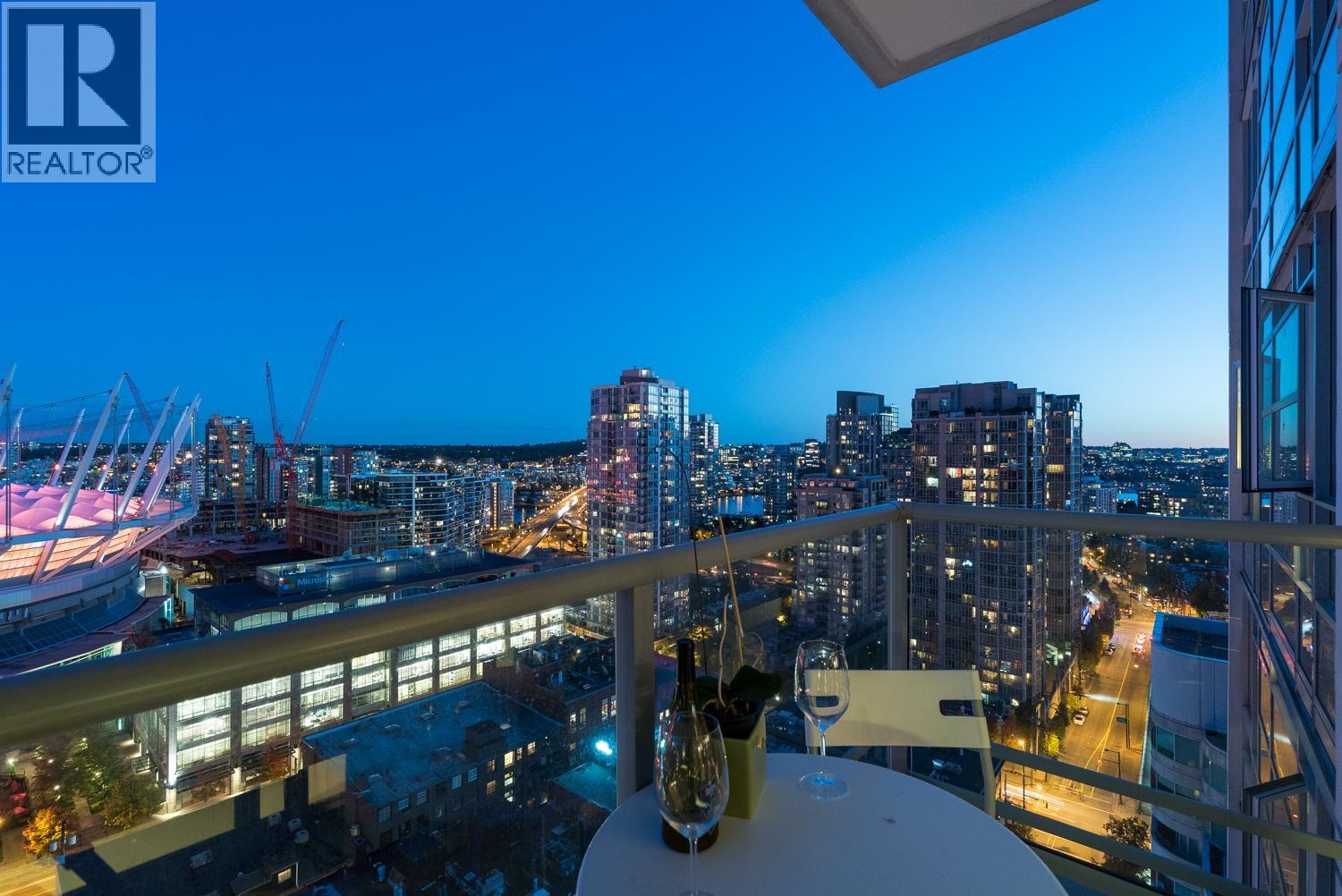 Listing Picture 13 of 19 : 1905 821 CAMBIE STREET, Vancouver / 溫哥華 - 魯藝地產 Yvonne Lu Group - MLS Medallion Club Member