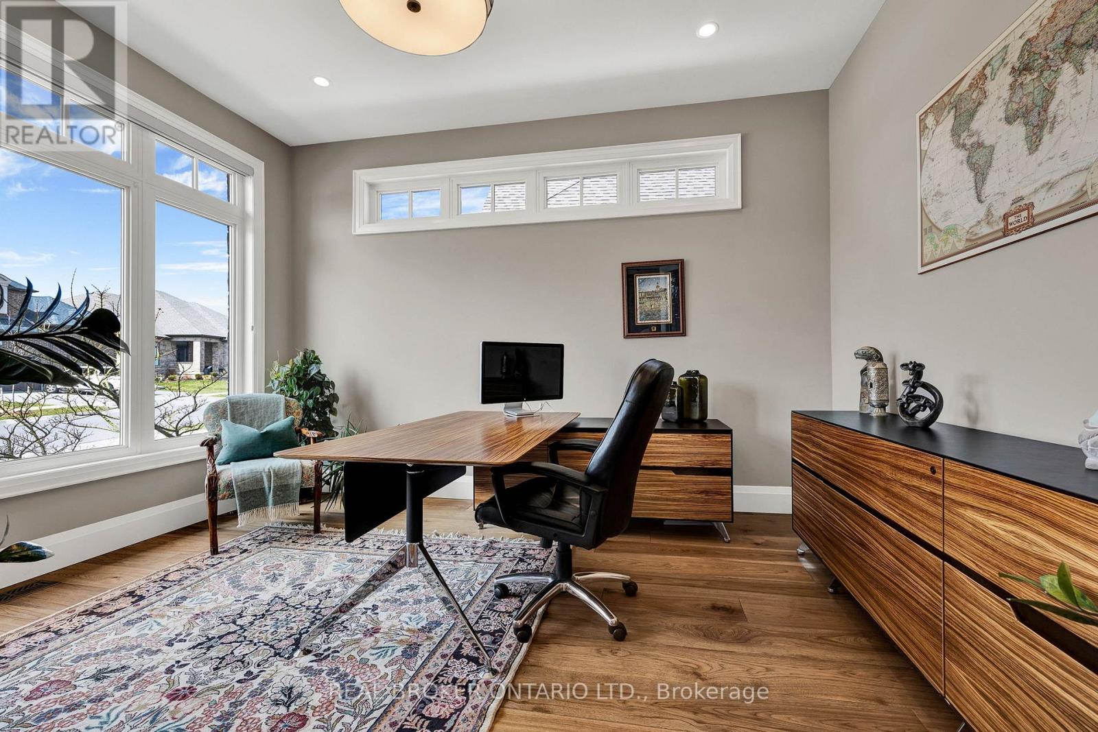 44 Pioneer Ridge Drive, Kitchener, Ontario  N2P 0G6 - Photo 4 - X12730690