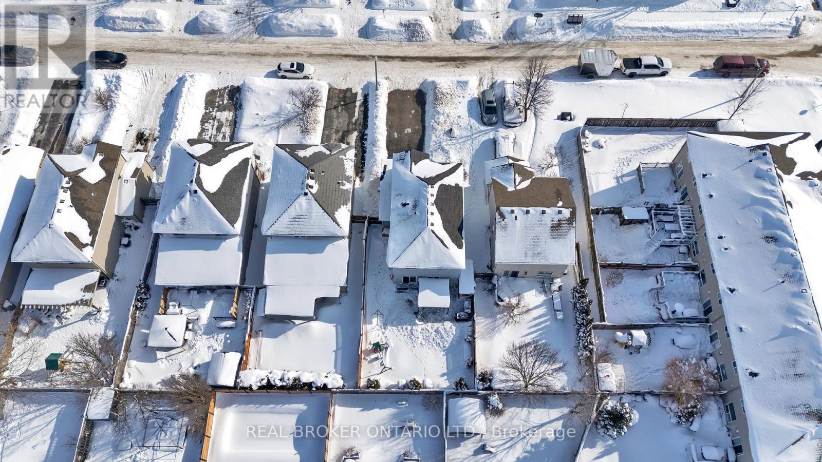 75 Peglar Crescent, Centre Wellington, Ontario  N1M 3T4 - Photo 36 - X12760548