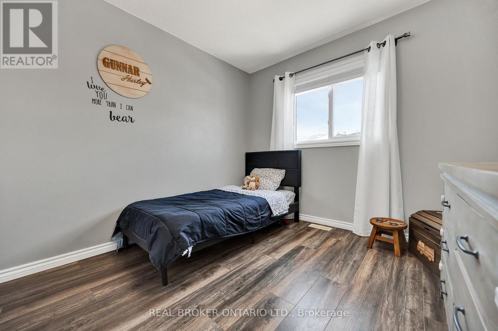 75 Peglar Crescent, Centre Wellington, Ontario  N1M 3T4 - Photo 22 - X12760548