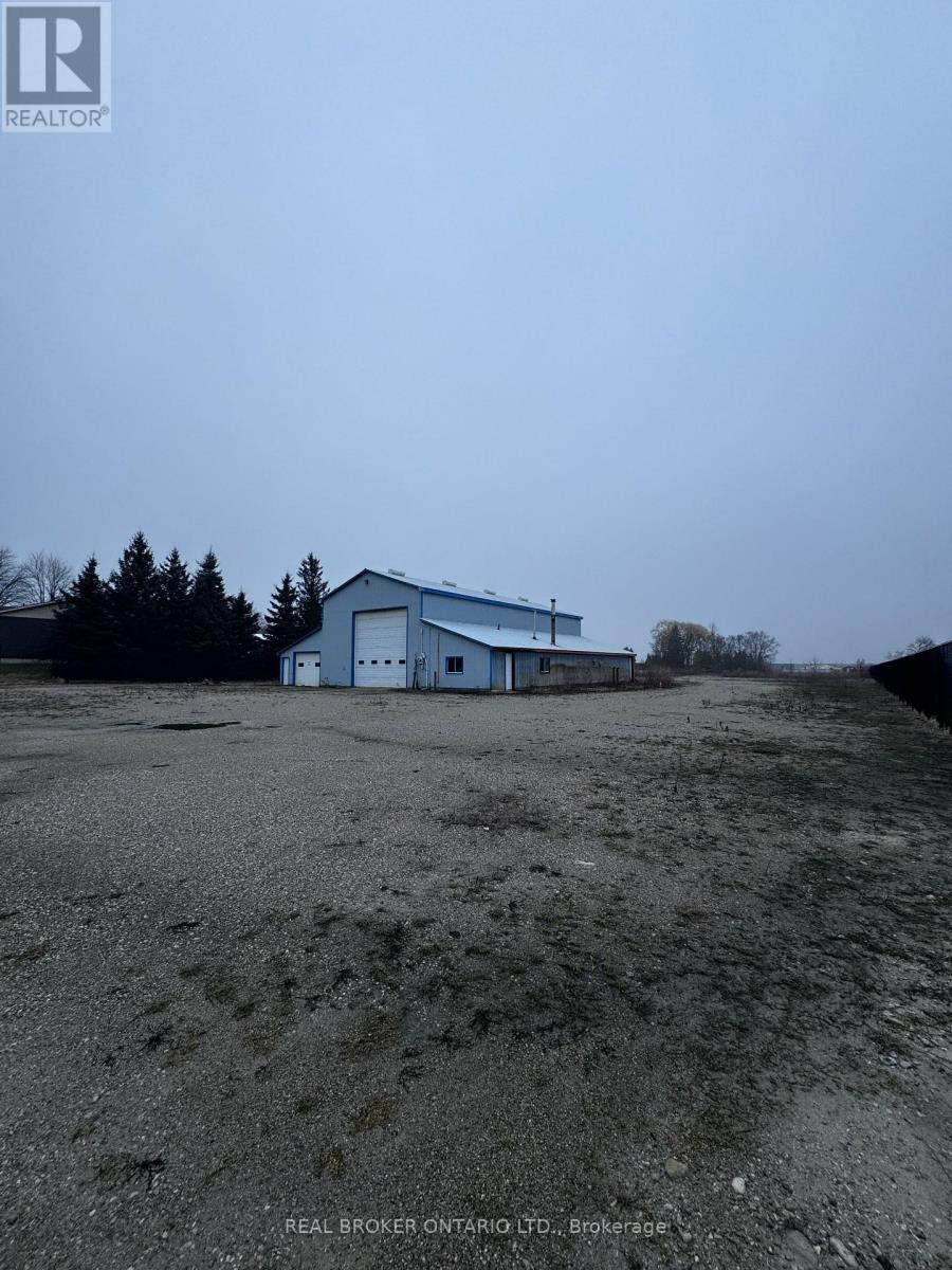 350 King Street, Minto, Ontario  N0G 2P0 - Photo 2 - X12891032