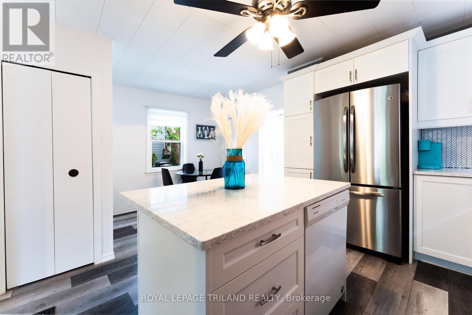 326 Smith Street, Central Elgin, Ontario  N5L 1C6 - Photo 8 - X12989374