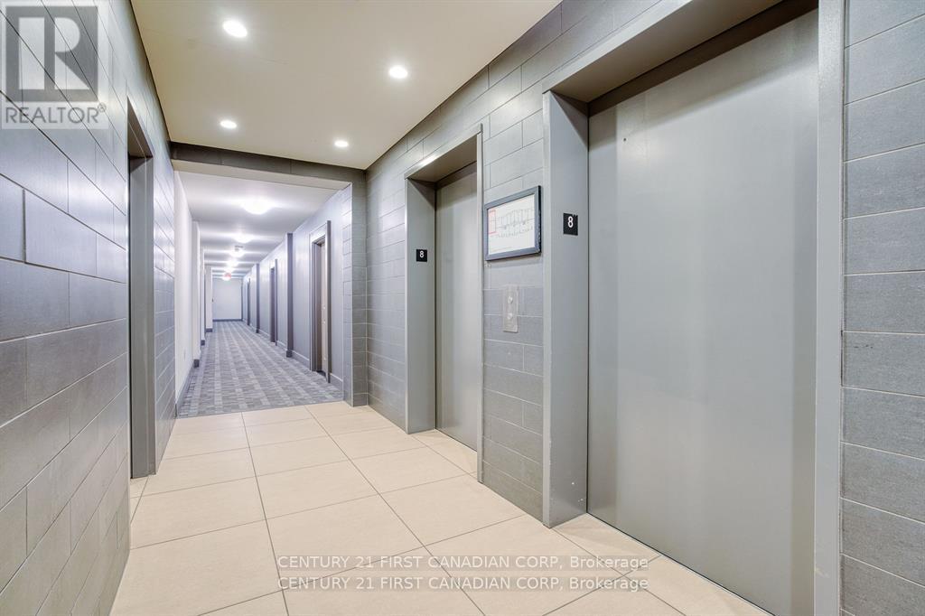 812 - 240 Villagewalk Boulevard, London North, Ontario  N6G 0P6 - Photo 29 - X12989462