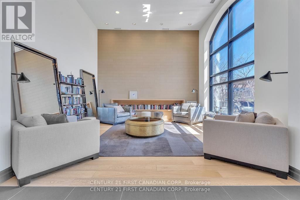 812 - 240 Villagewalk Boulevard, London North, Ontario  N6G 0P6 - Photo 34 - X12989462