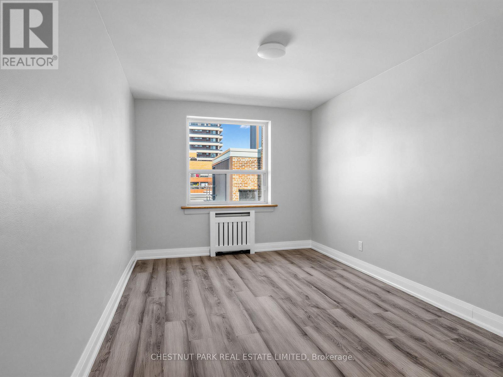 404 - 2 Ridelle Avenue, Toronto, Ontario  M6B 1H4 - Photo 17 - C12989452