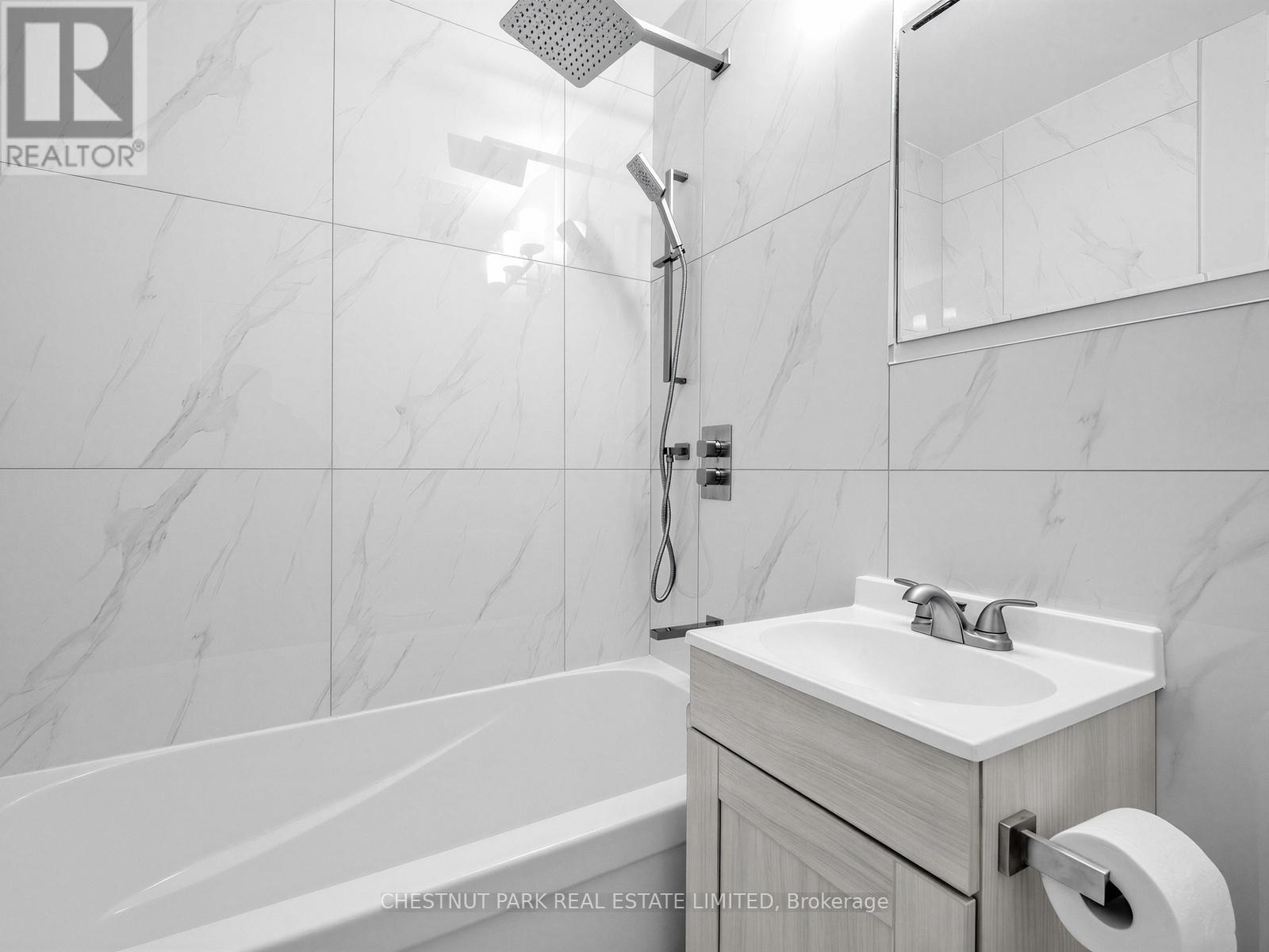 404 - 2 Ridelle Avenue, Toronto, Ontario  M6B 1H4 - Photo 21 - C12989452