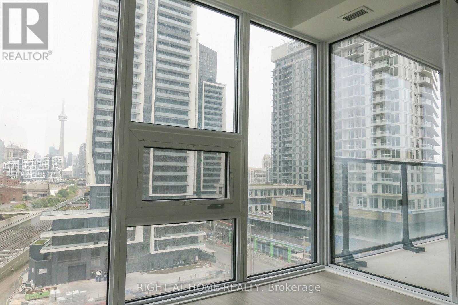 821 - 19 Western Battery Road, Toronto, Ontario  M6K 0E3 - Photo 11 - C12989456