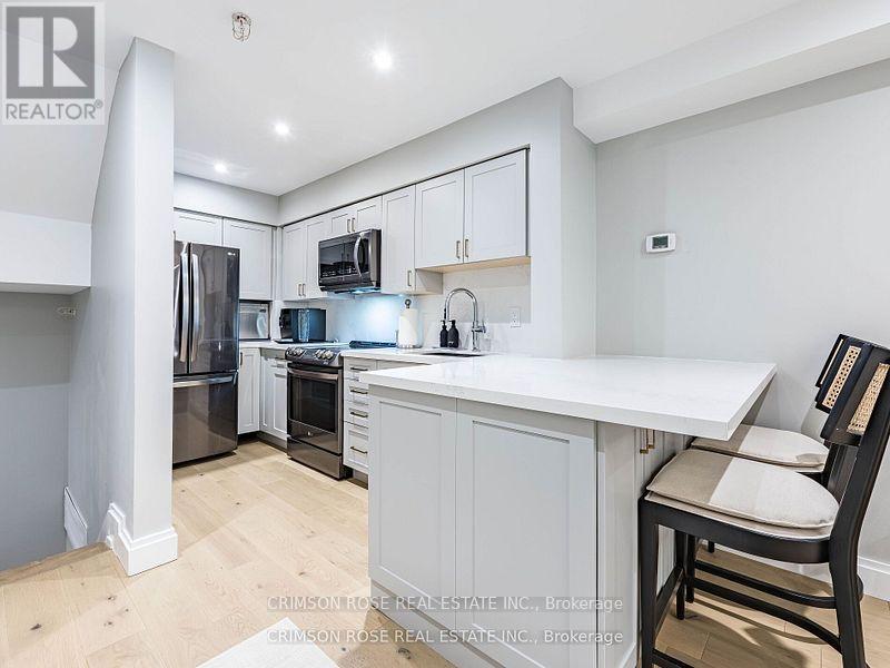 8 - 217 St George Street, Toronto, Ontario  M5R 3S7 - Photo 9 - C12989484