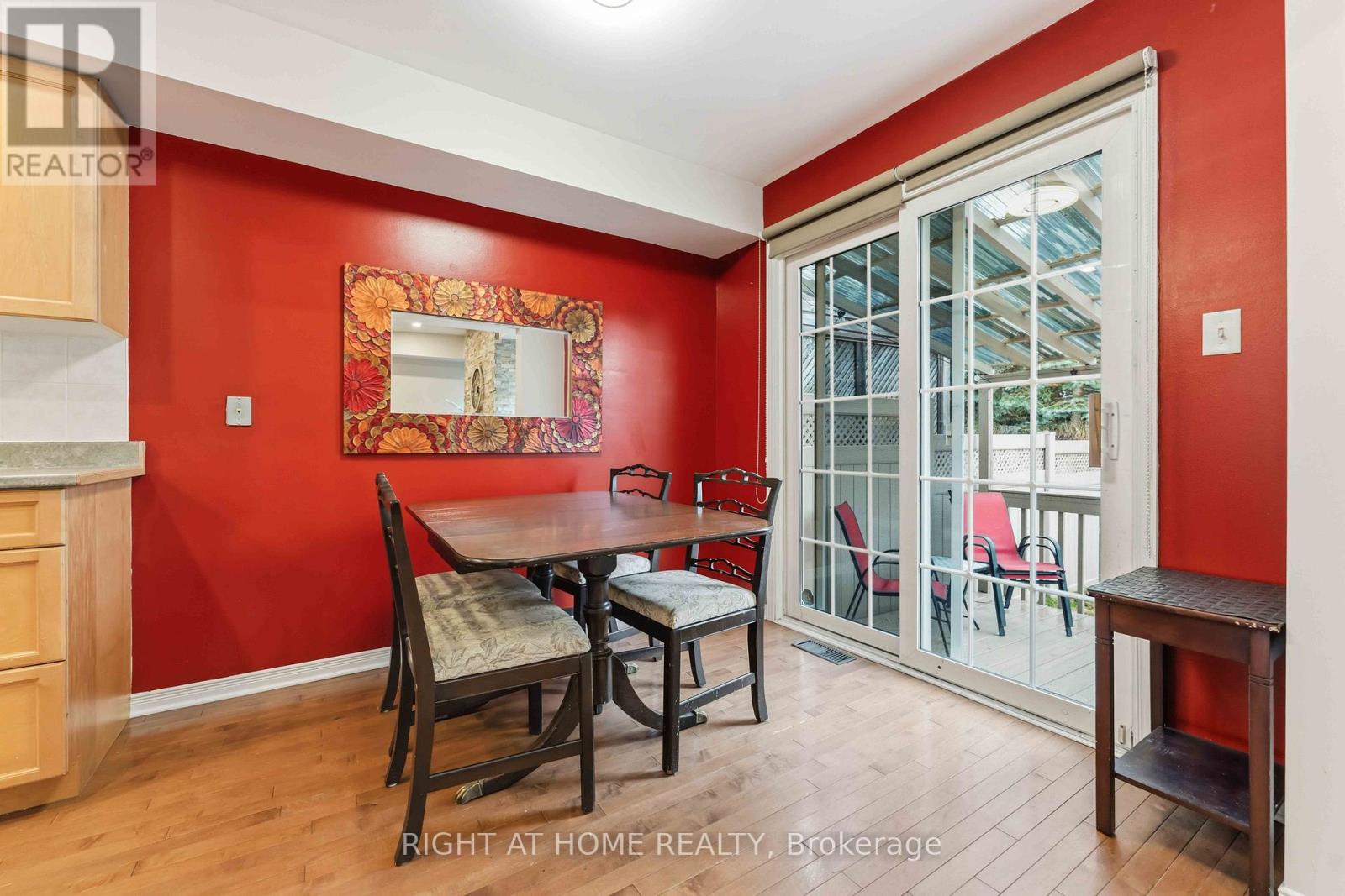 52 Fieldberry Private, Ottawa, Ontario  K2J 5E8 - Photo 9 - X12989438