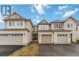 52 FIELDBERRY PRIVATE, Ottawa, Ontario