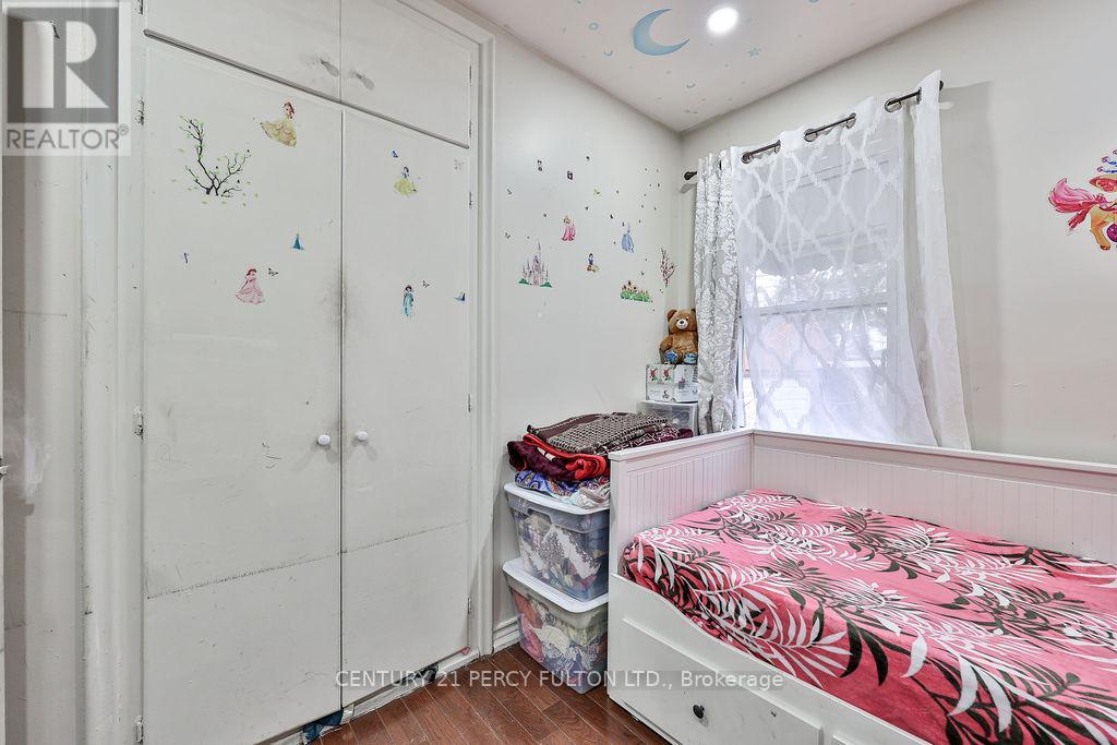 8 Kilpatrick Place, Toronto, Ontario  M1R 2A8 - Photo 18 - E12939176