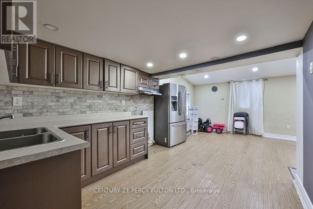 8 Kilpatrick Place, Toronto, Ontario  M1R 2A8 - Photo 27 - E12939176