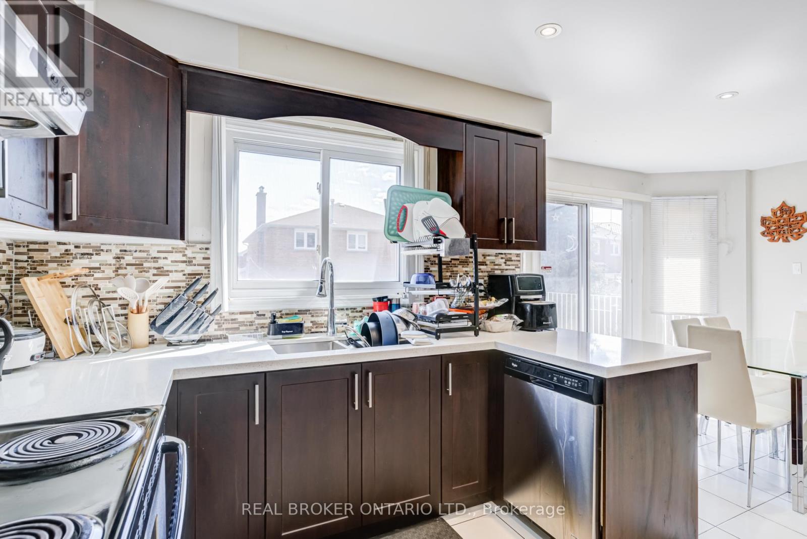 27 Alicewood Drive, Markham, Ontario  L3S 3E3 - Photo 19 - N12971288