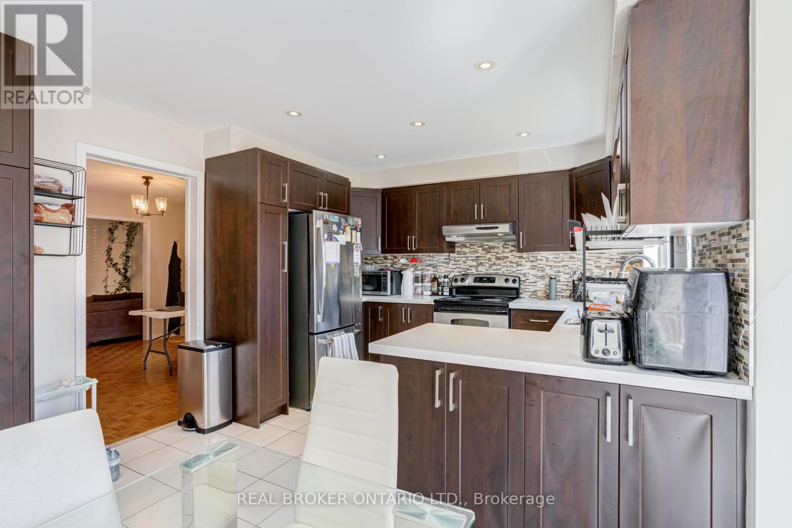 27 Alicewood Drive, Markham, Ontario  L3S 3E3 - Photo 18 - N12971288