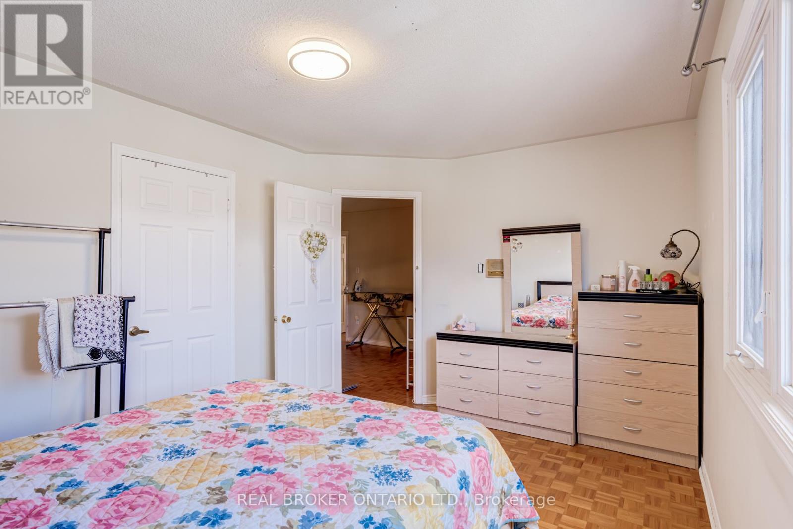 27 Alicewood Drive, Markham, Ontario  L3S 3E3 - Photo 39 - N12971288