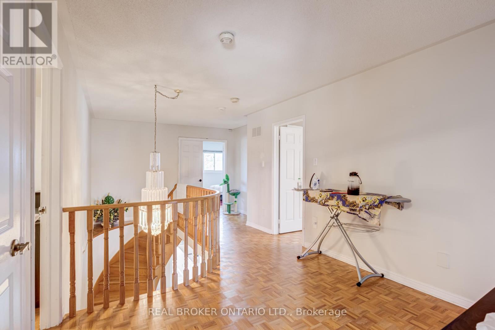 27 Alicewood Drive, Markham, Ontario  L3S 3E3 - Photo 32 - N12971288