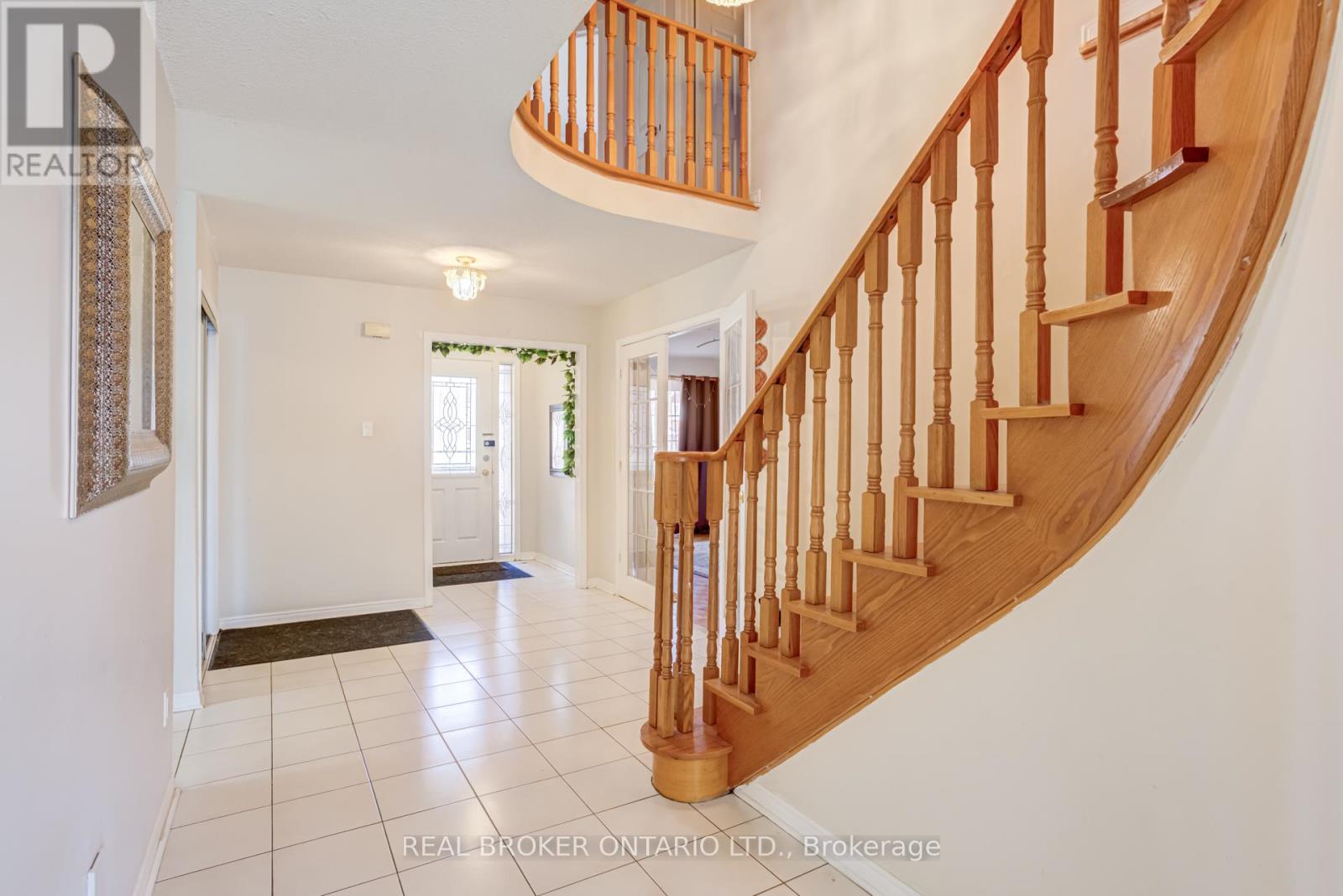 27 Alicewood Drive, Markham, Ontario  L3S 3E3 - Photo 4 - N12971288