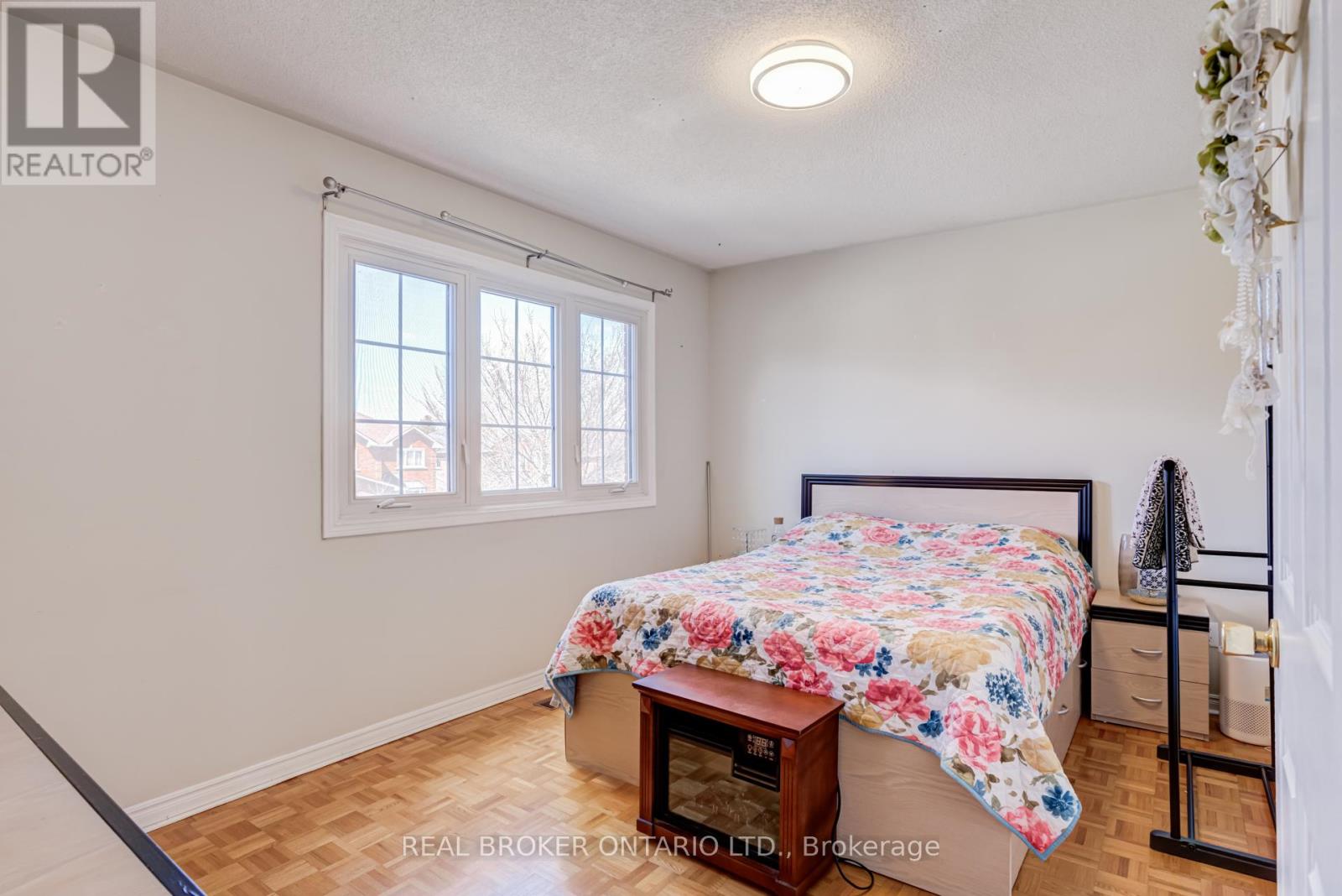 27 Alicewood Drive, Markham, Ontario  L3S 3E3 - Photo 38 - N12971288