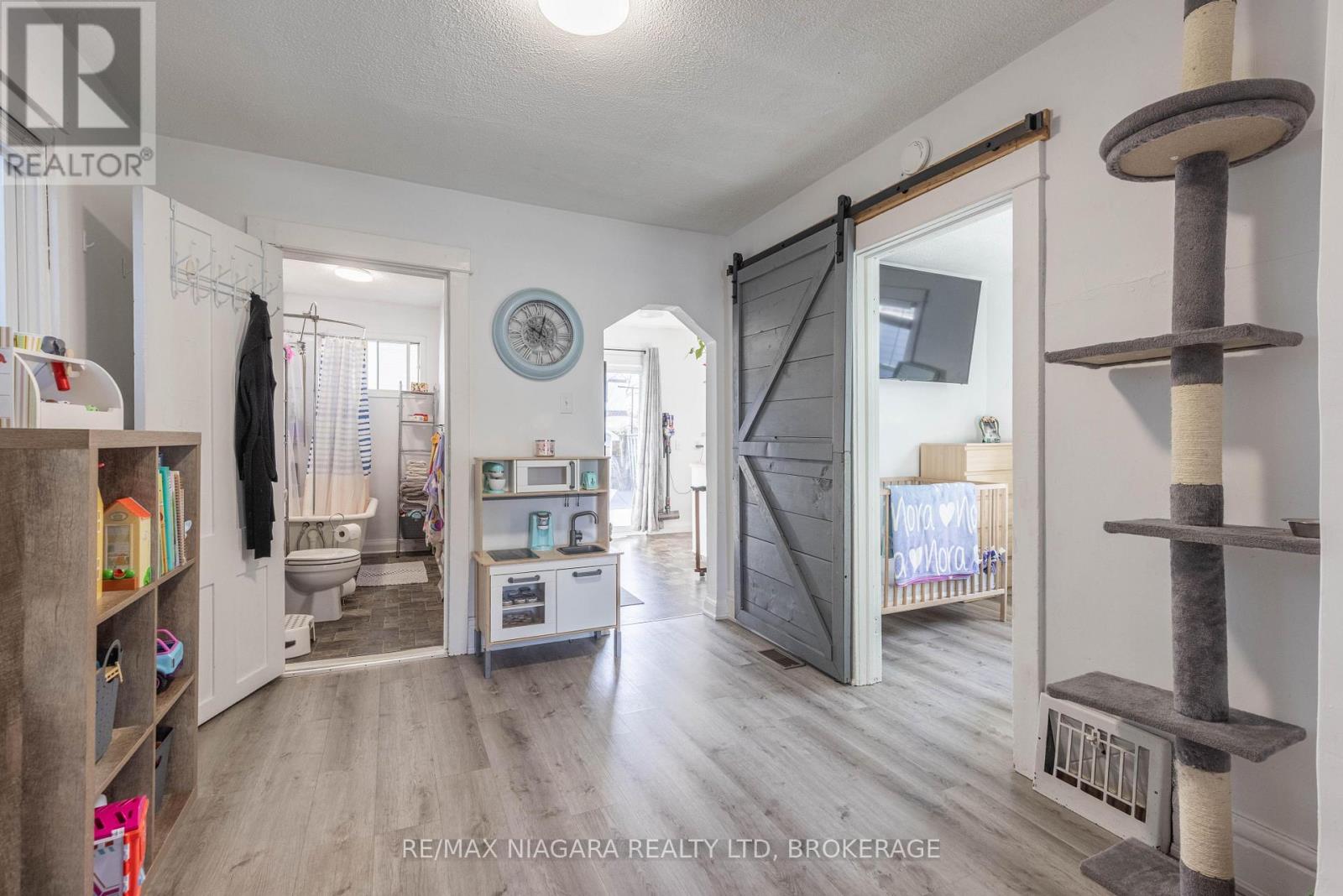 110 Mcalpine Avenue S, Welland, Ontario  L3B 1T6 - Photo 6 - X12989470