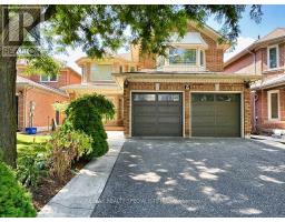 9 SIESTA COURT, Brampton, Ontario
