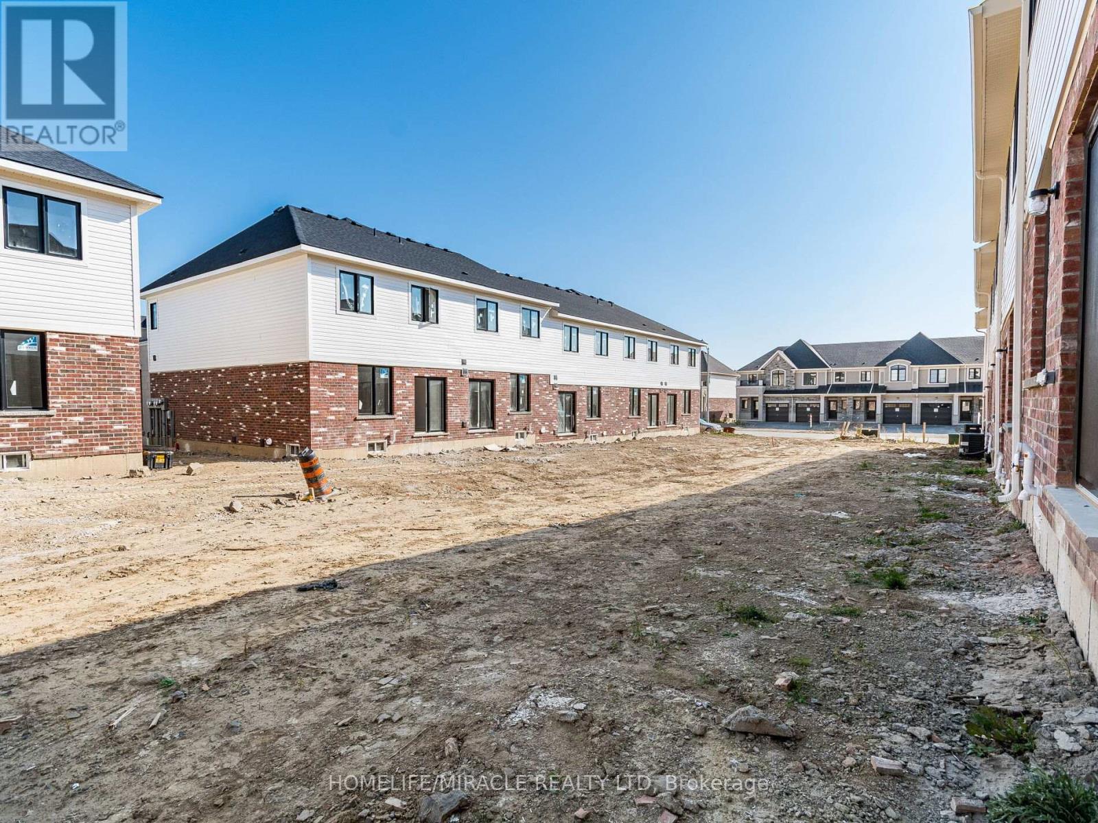 140 Aquasanta Crescent, Hamilton, Ontario  L9B 0J8 - Photo 47 - X12985988