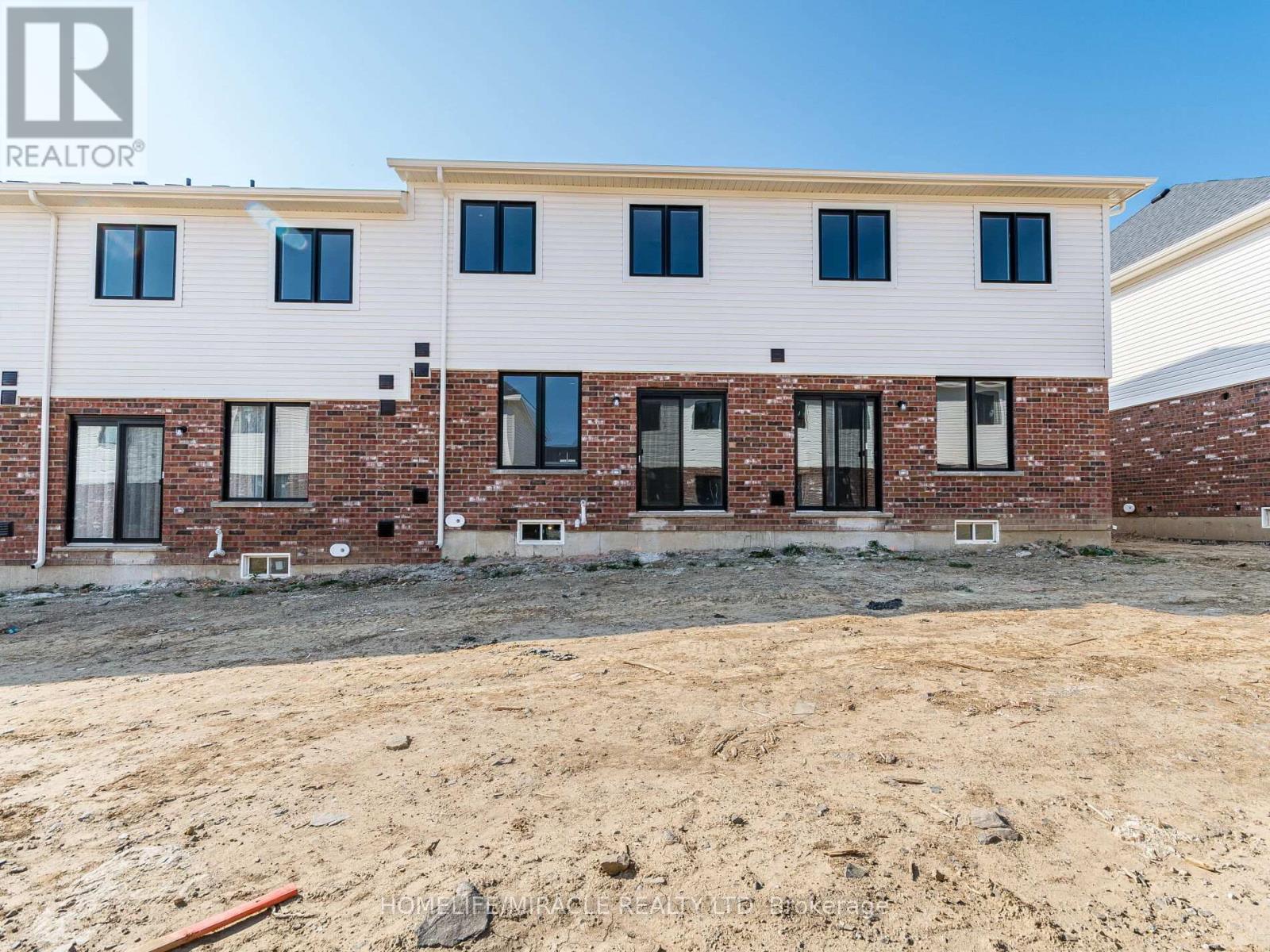 140 Aquasanta Crescent, Hamilton, Ontario  L9B 0J8 - Photo 48 - X12985988