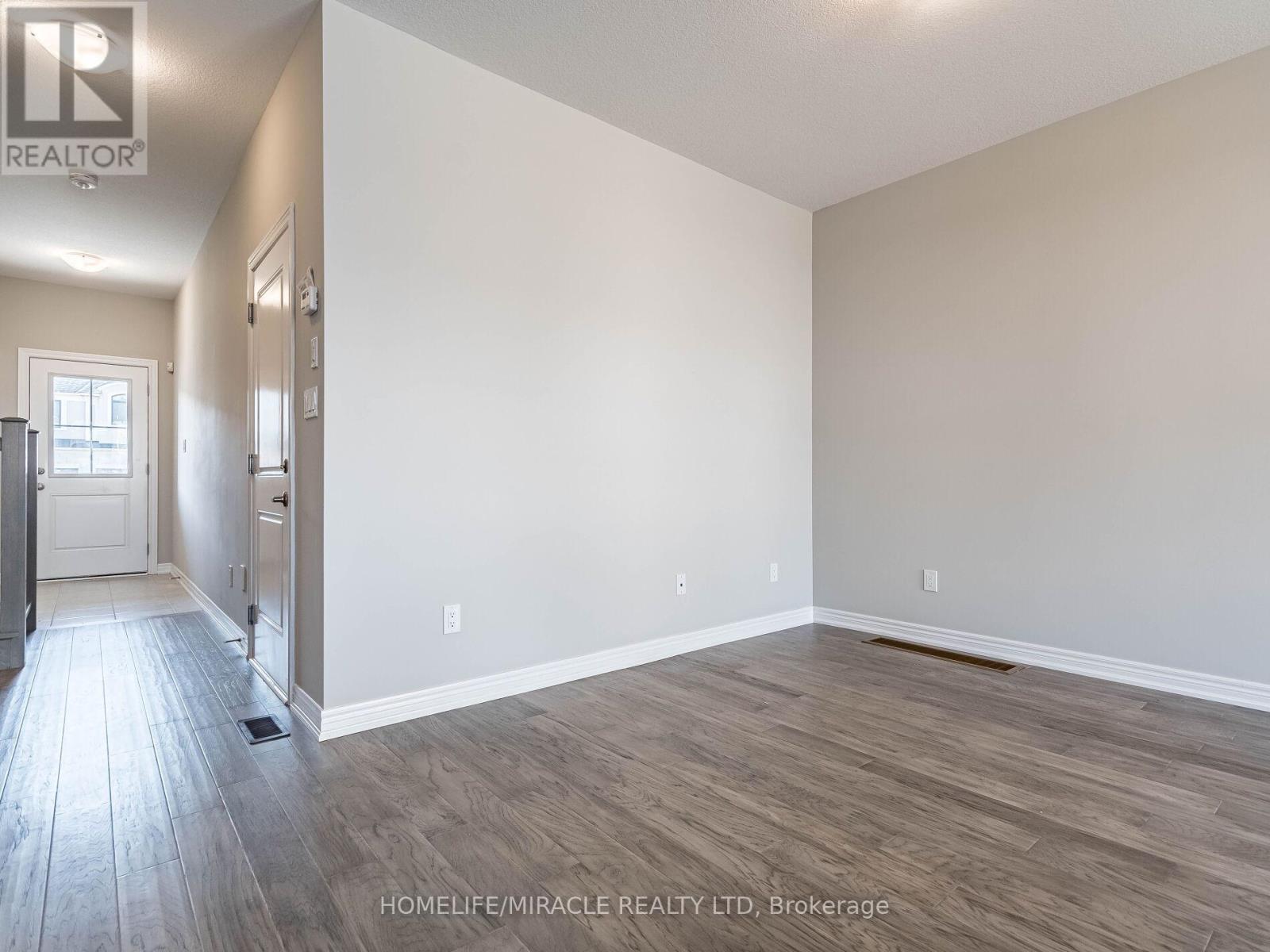 140 Aquasanta Crescent, Hamilton, Ontario  L9B 0J8 - Photo 12 - X12985988