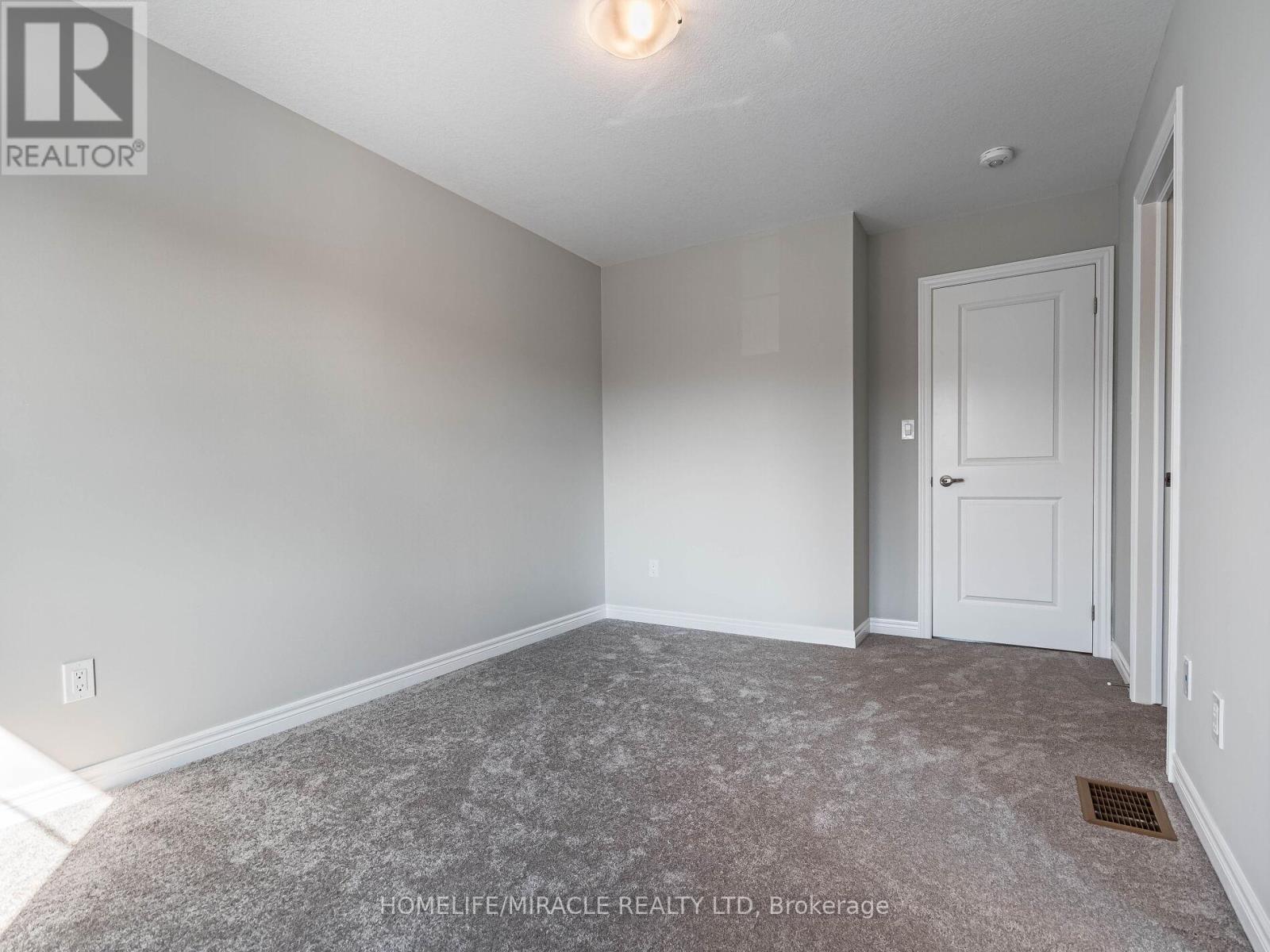 140 Aquasanta Crescent, Hamilton, Ontario  L9B 0J8 - Photo 27 - X12985988