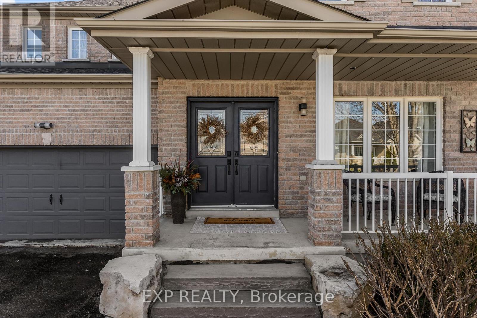 14 Whitestone Drive, Georgina, Ontario  L4P 0A3 - Photo 4 - N12989372