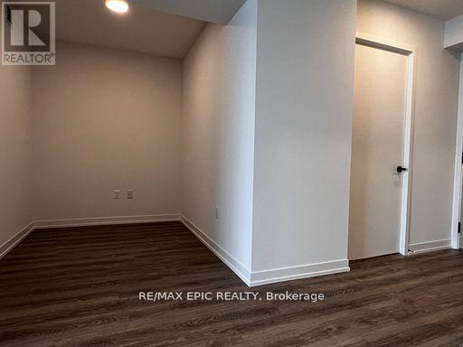 2210 - 195 Commerce Street, Vaughan, Ontario  L4K 0P9 - Photo 13 - N12989394