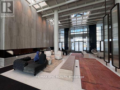 2210 - 195 Commerce Street, Vaughan, Ontario  L4K 0P9 - Photo 3 - N12989394