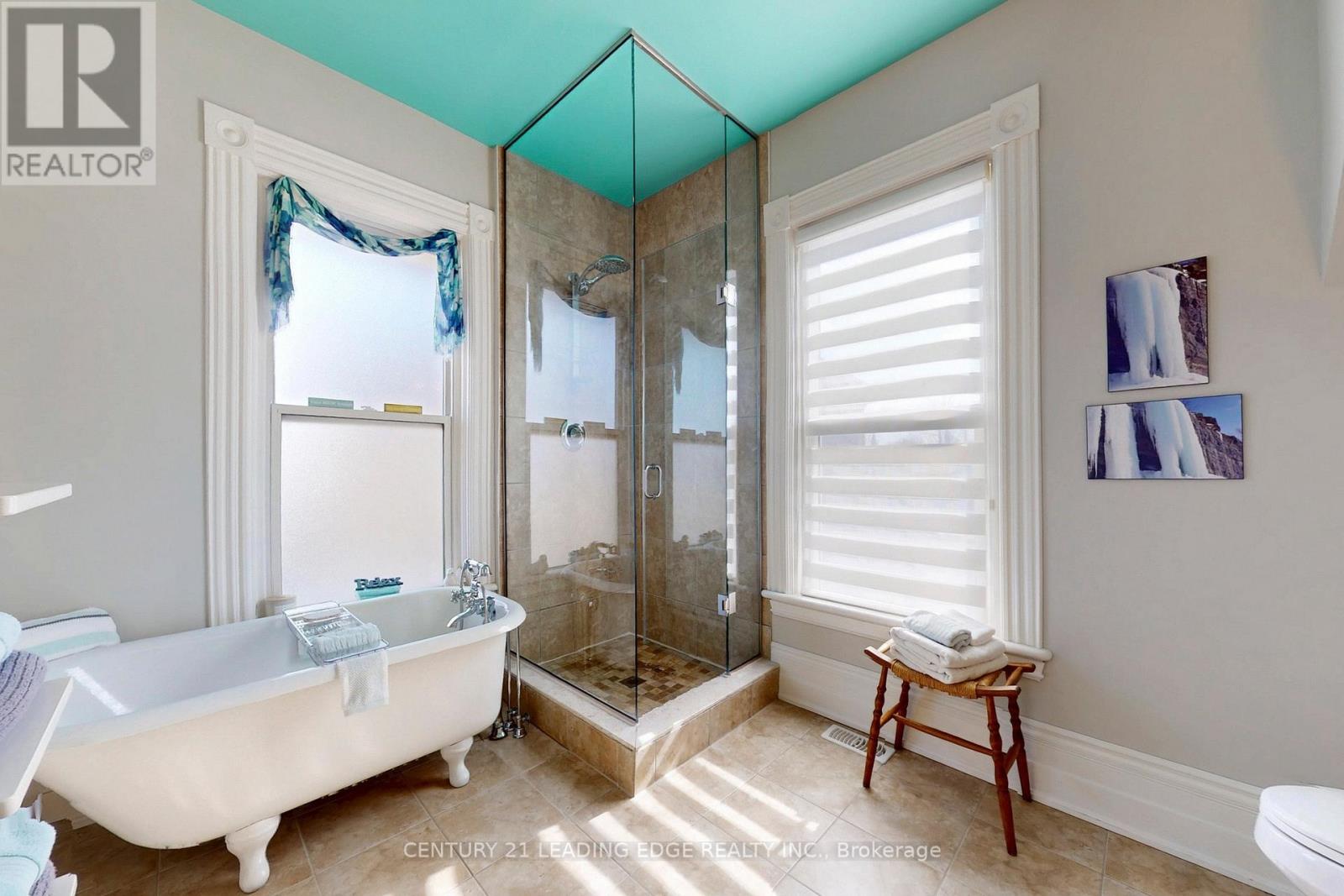 33 High Street, Georgina, Ontario  L0E 1R0 - Photo 18 - N12989400